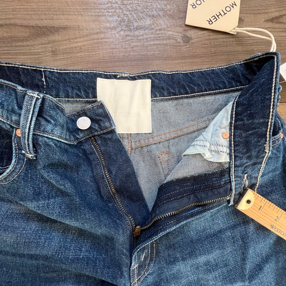 NWT MOTHER
The Rambler Zip Heel Jeans in Unplugged Sz 28 - Picture 3 of 16